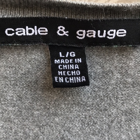 Cable & Gauge gray button-down cardigan - Picture 5 of 6